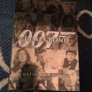 JAMES BOND 007 Ultimate Edition Box Set on DVD